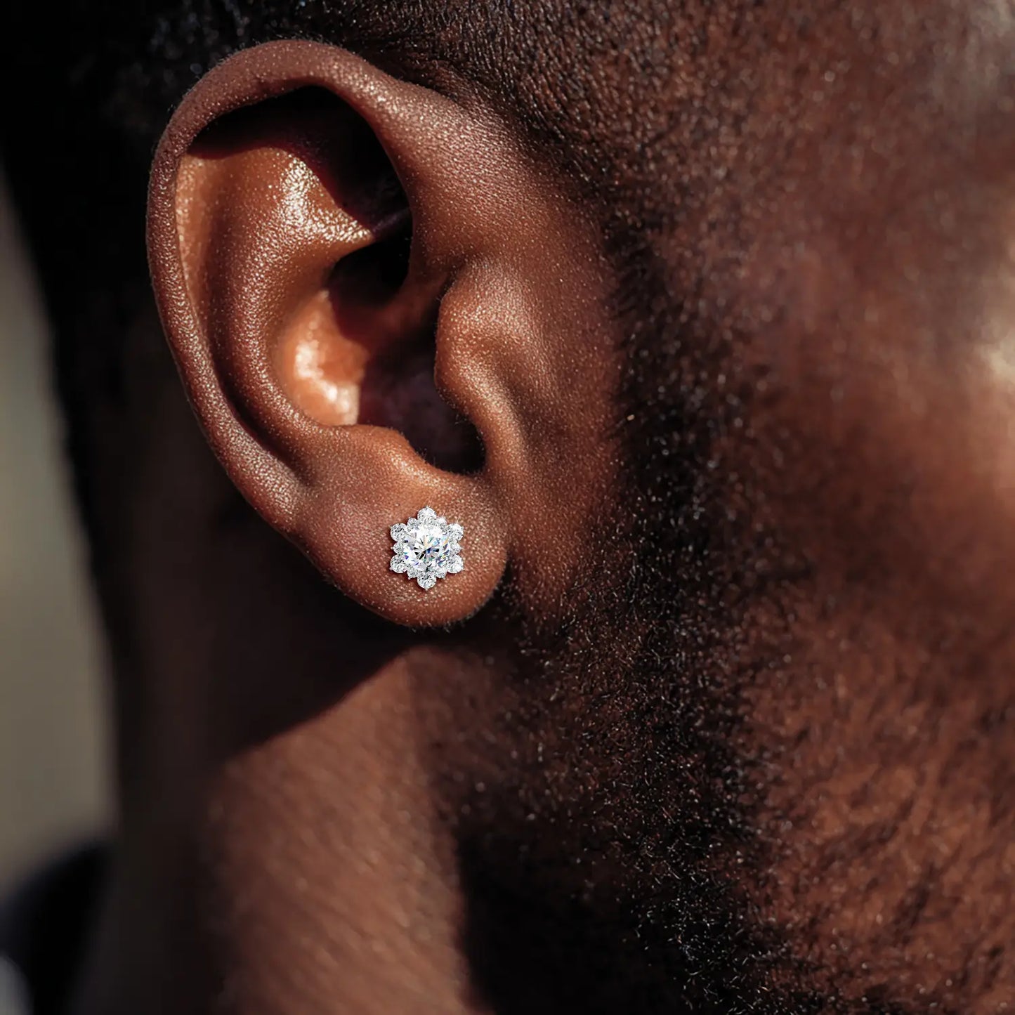 HELLOICE Moissanite Snowflake Stud Earrings - 0.6Ct/2Ct Unisex Synthetic Moissanite Jewelry Gift