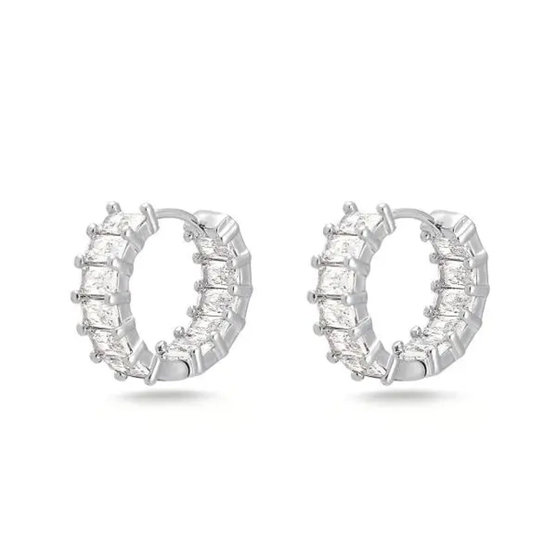 Milan Chiva 14K Gold-Plated Acrylic Clear Rectangle Huggie Hoop Earrings for Women - Geometric Minimalist Design, Lightweight and Hypoallergenic Jewelry for Daily Wear
