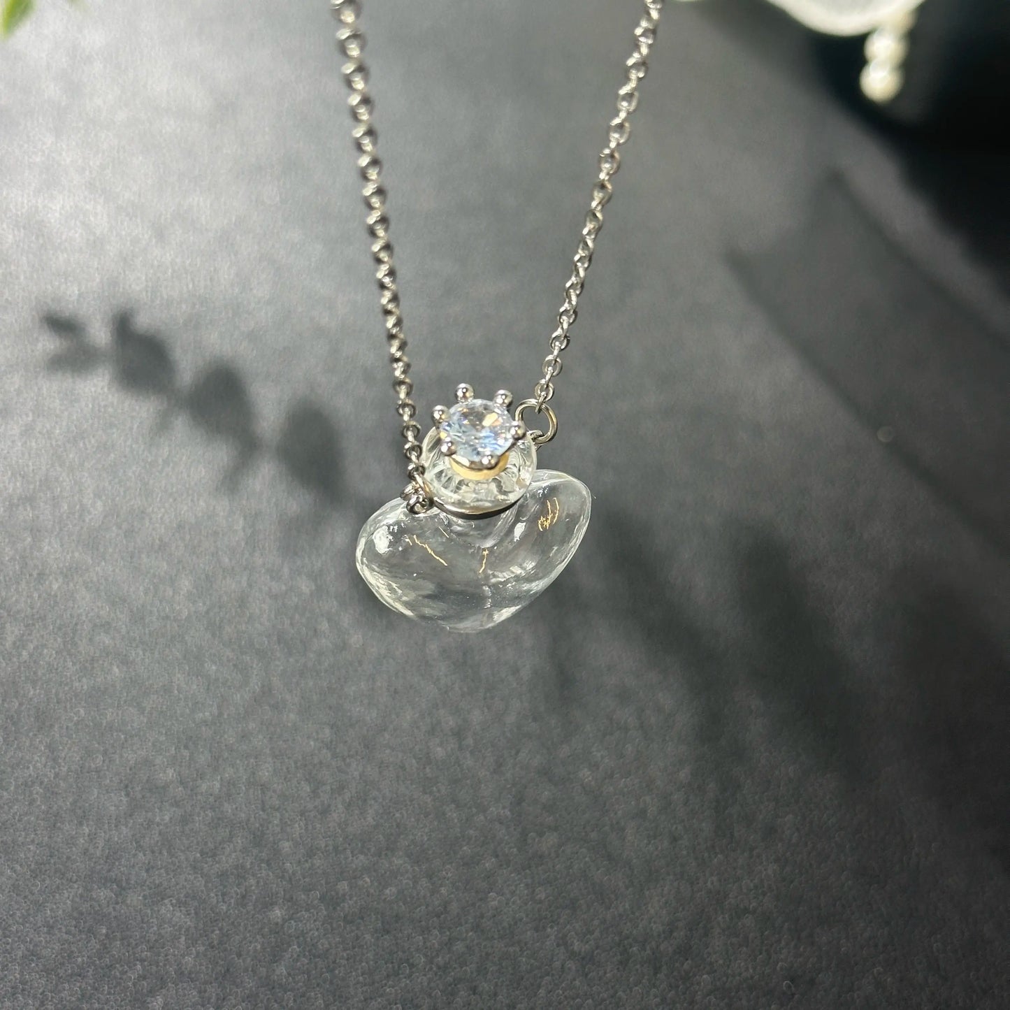 [Christmas Gift] Refillable Heart Perfume Necklace-Romantic Christmas Gift for Girlfriend | Viral Scent