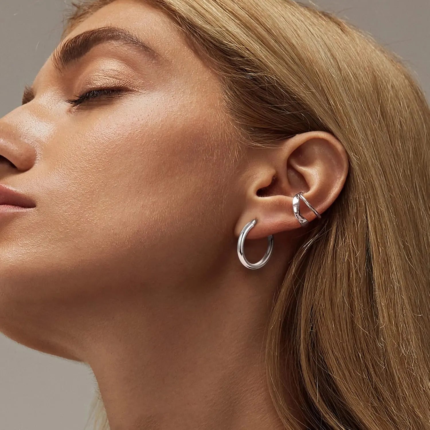 LOLIAS 14K Gold Chunky Hoop Earrings for Women, 925 Sterling Silver Post, Hypoallergenic Lightweight Design, Available in Various Sizes (25/30/40/50/60/70MM)